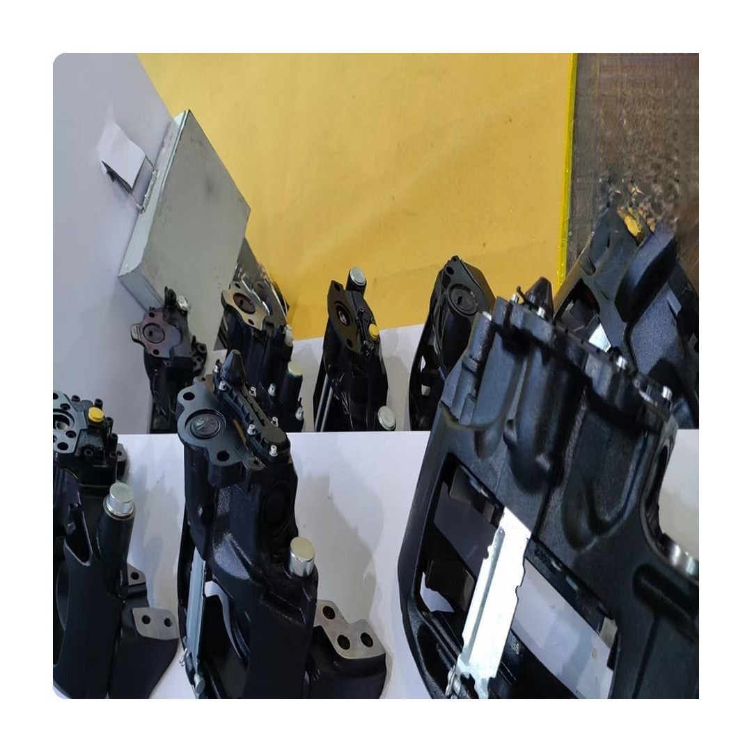 适用于 沃尔沃 Hinge 卡箍 20527038 工程机械 配件 20527038