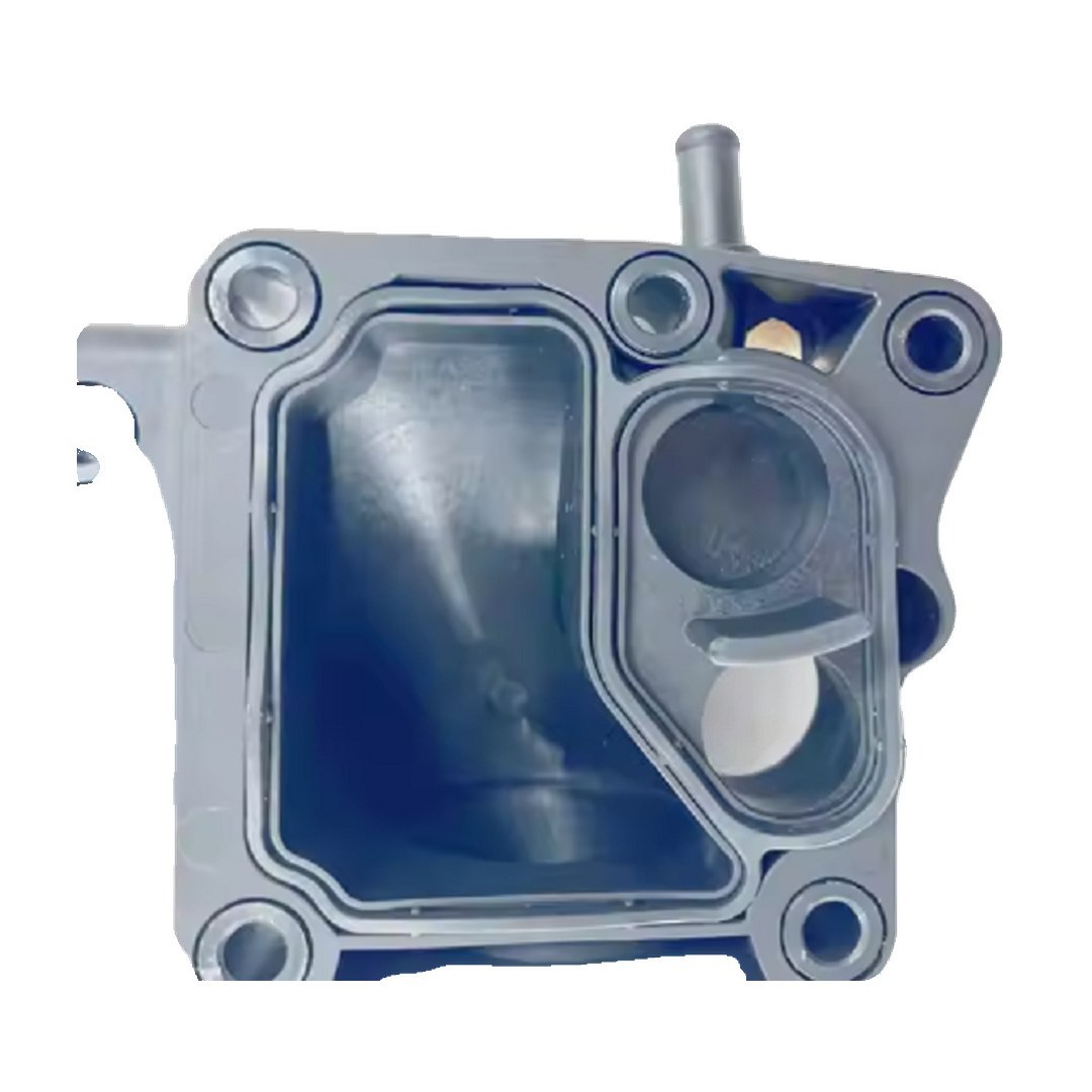 20555313 20542128 Suitable for Volvo Heavy Duty Truck Water Coolant Pipe Hose Plastic Connecting Pipe 20555313 20542128