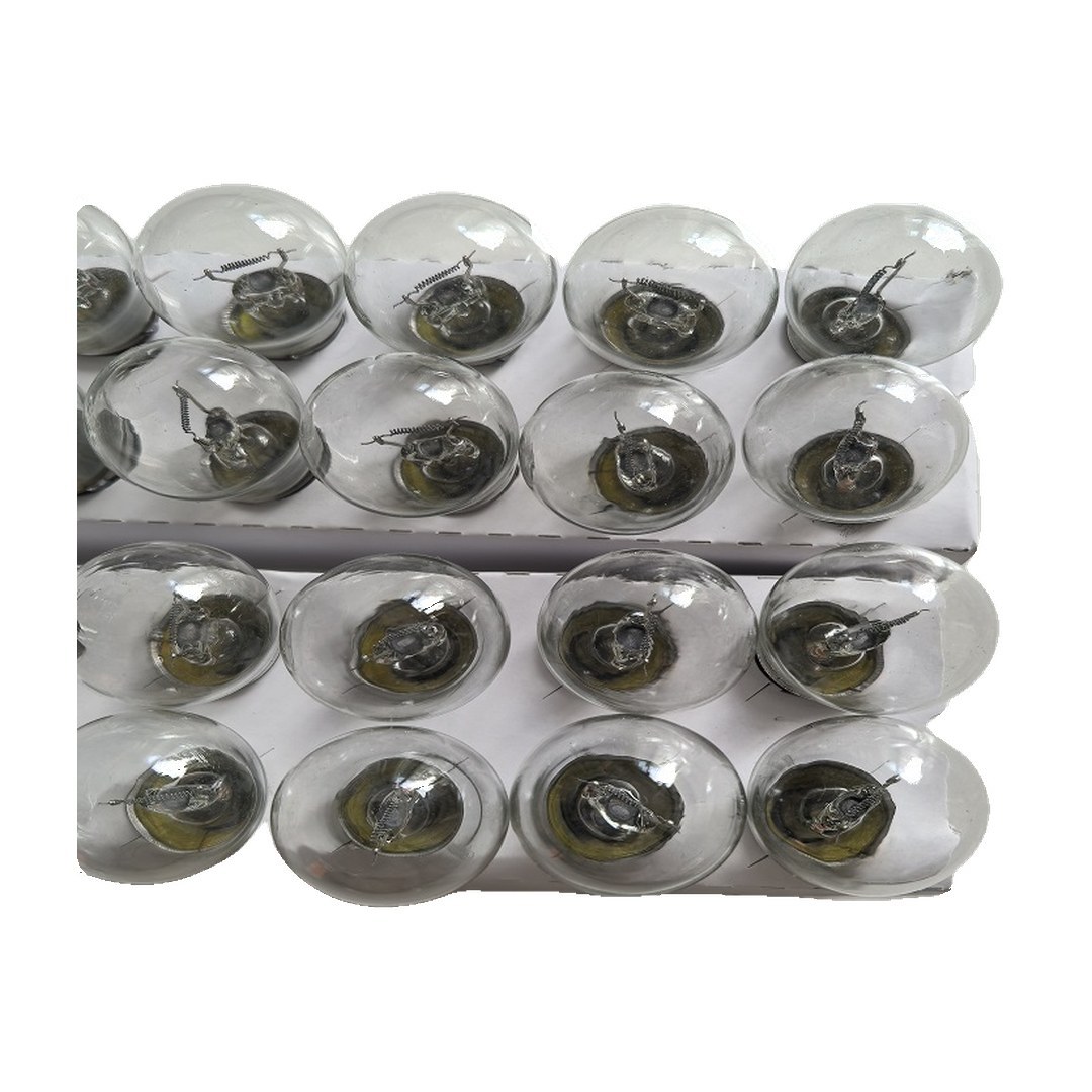 适用于 沃尔沃 装载机 灯 Bulb 967708 967708