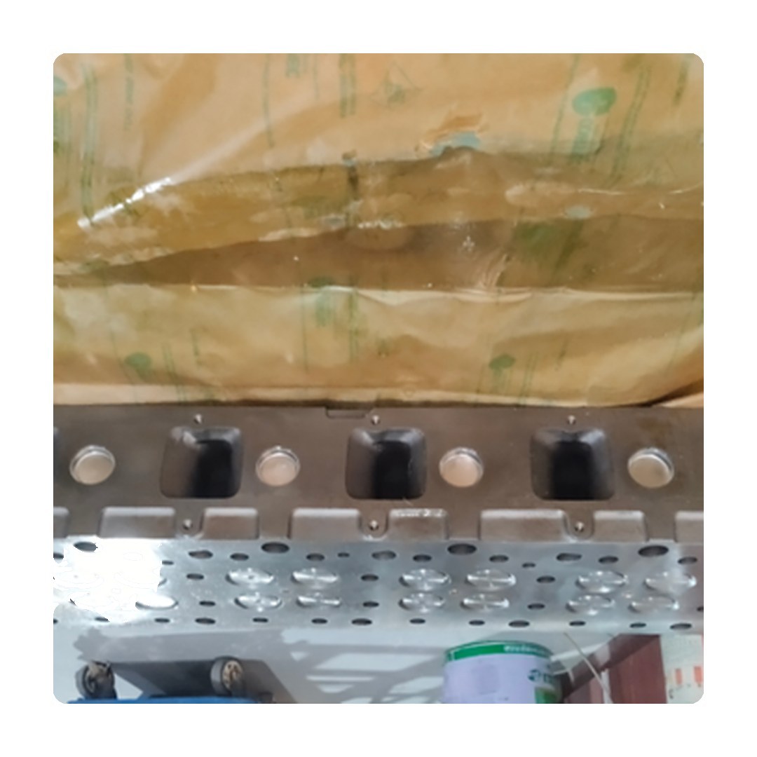 TAD1241VE Engine Cylinder Head 22012779 D12 Engine Cylinder Head 21086450 22012779 21086450